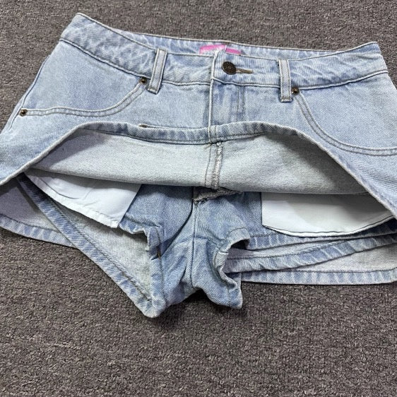 Edikted Mini light skirt inside short