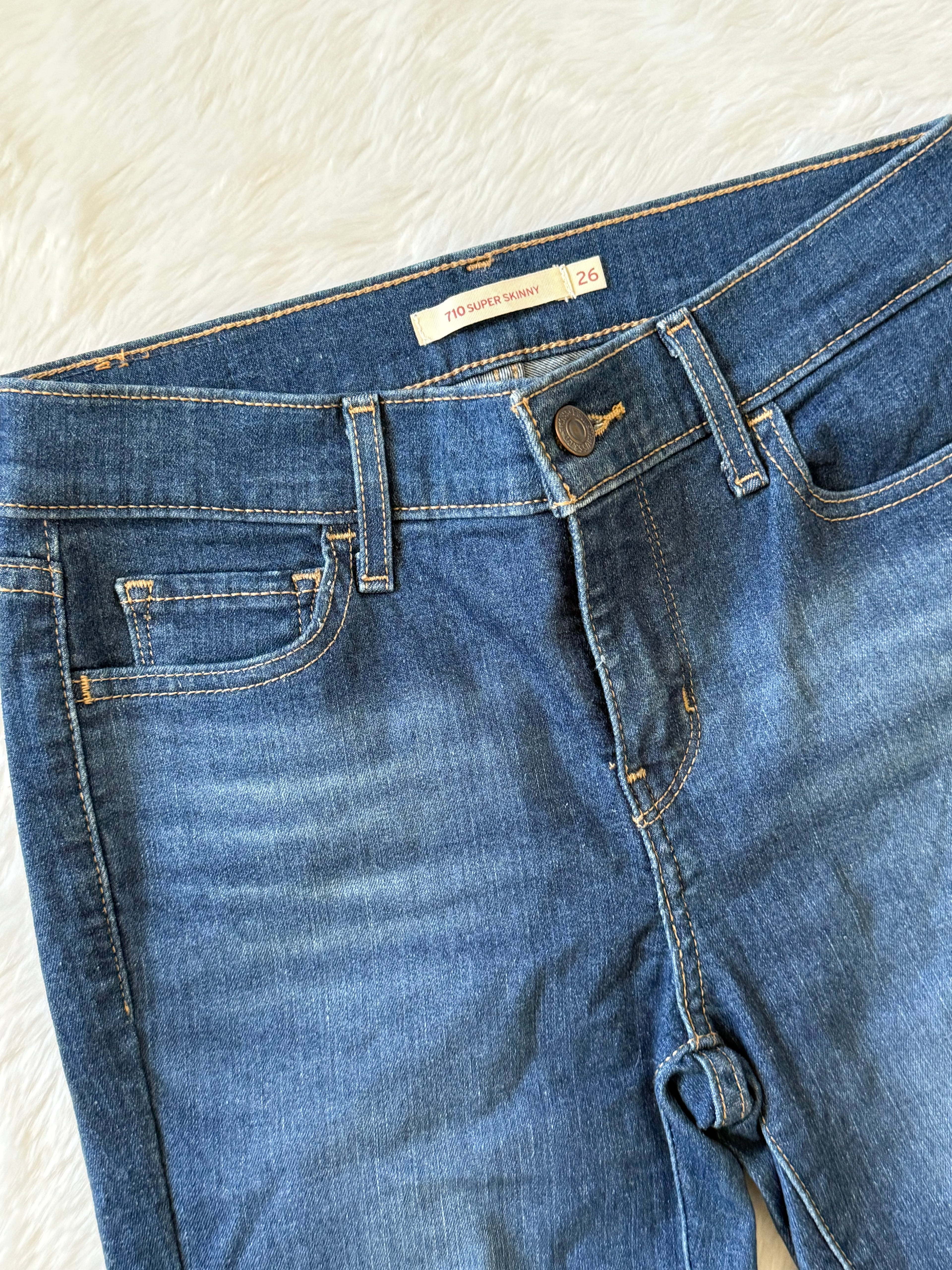 Levis skinny jeans