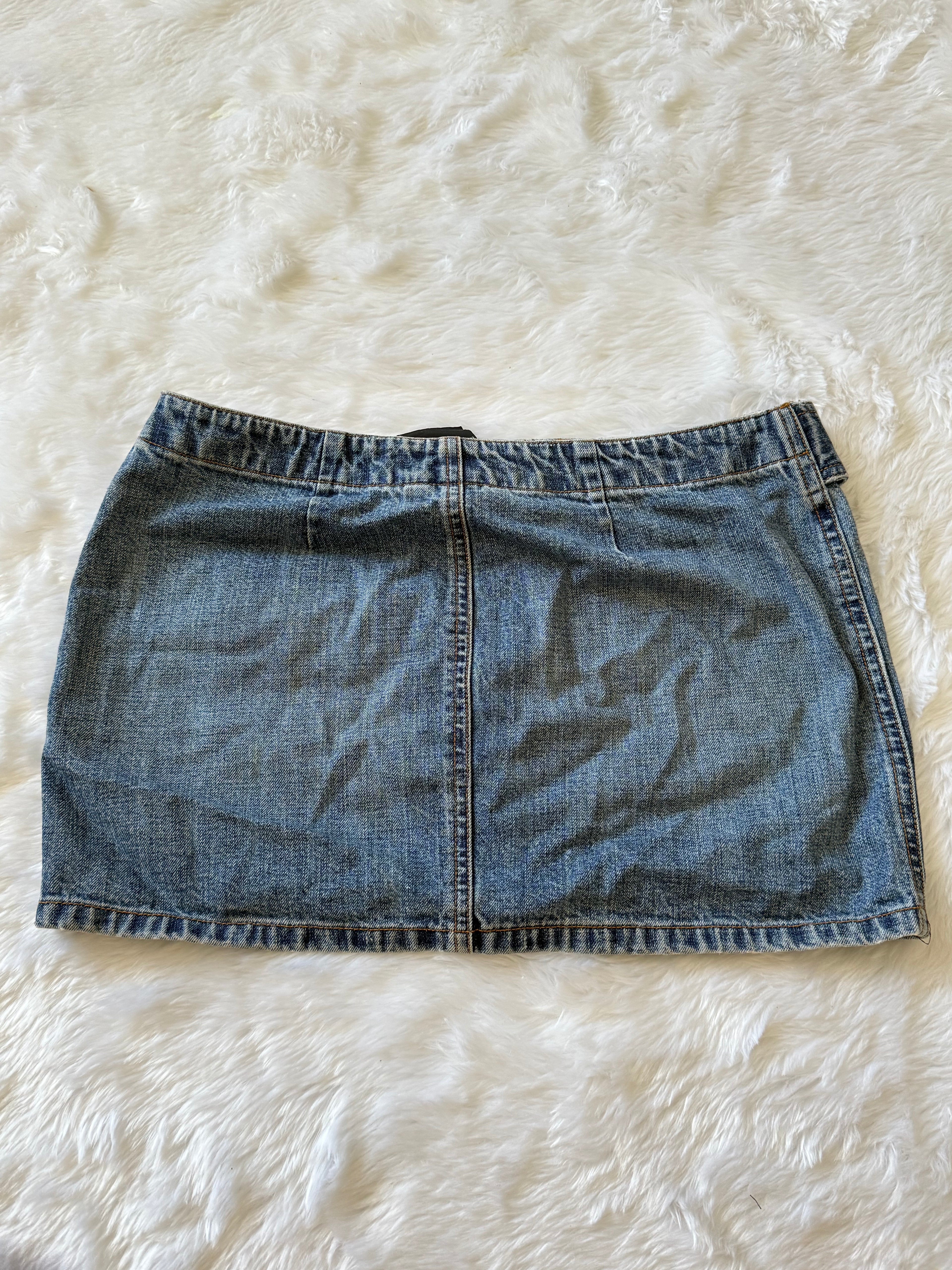 Vintage button skirt