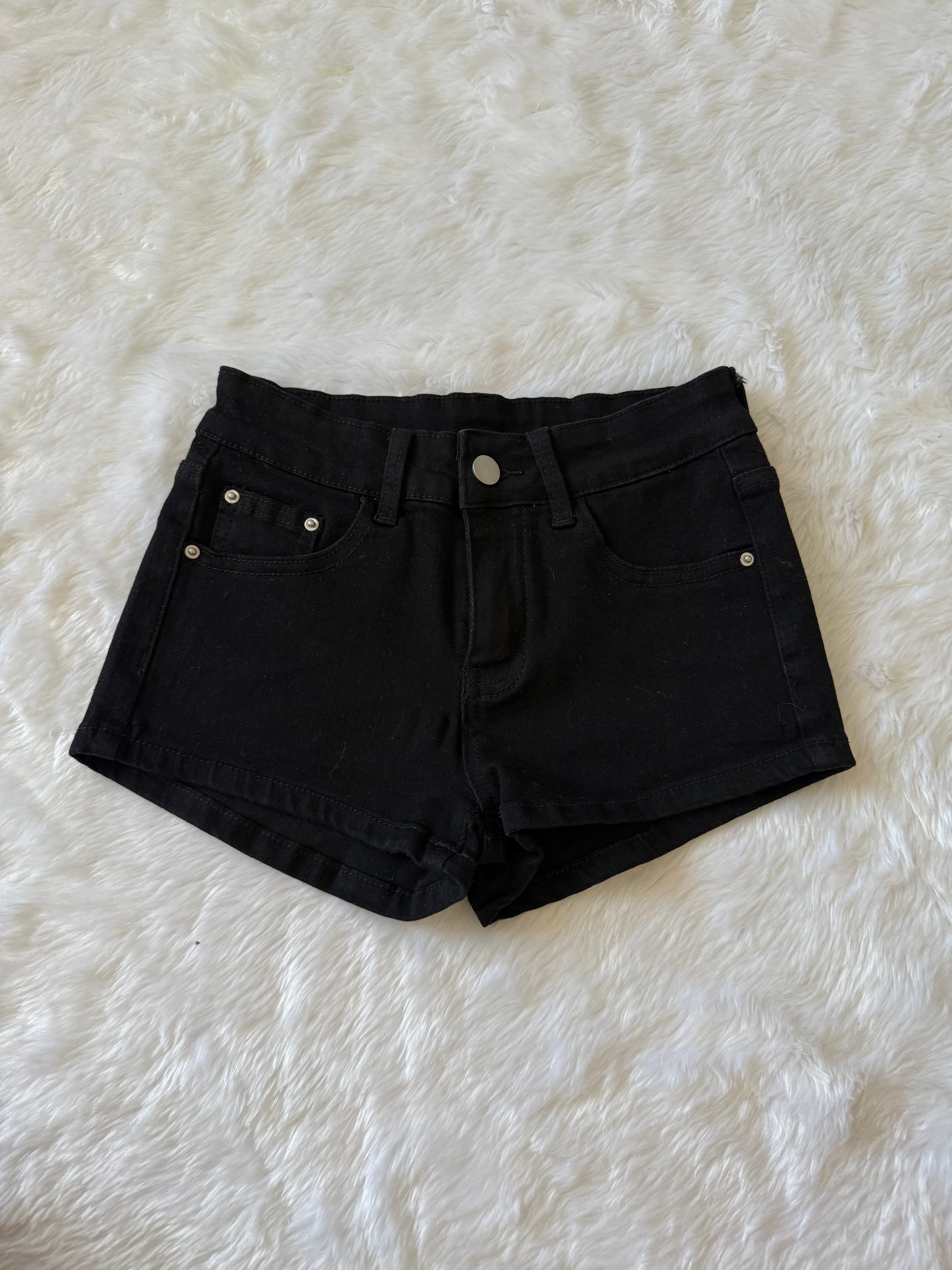low waist short